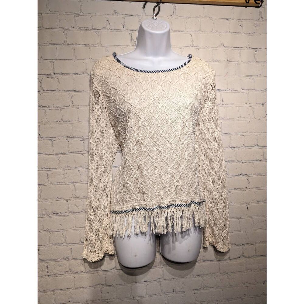 BKE Gimmicks, sheer sleeves & back, lace top med *